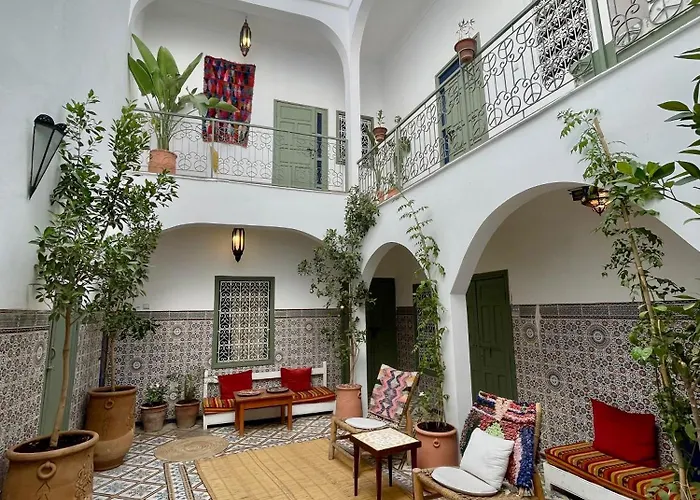 Yu Yu Hostel